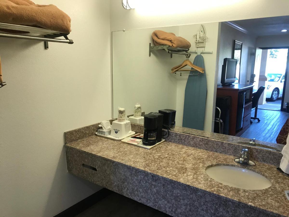 Americas Best Value Inn Bowie Eksteriør billede